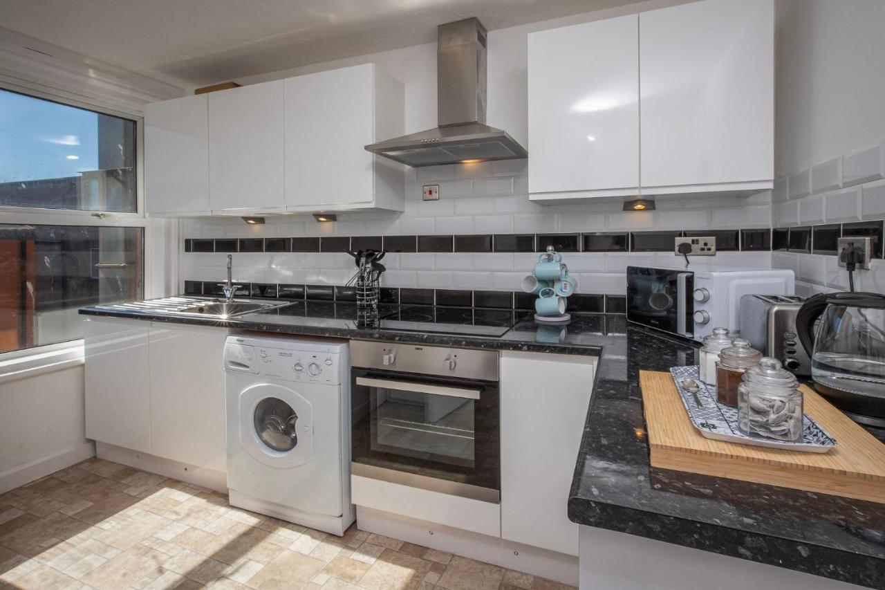 03 Springfield - Sleeps 4 Appartamento Blackpool Esterno foto